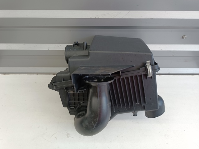 Коробка фильтра L81313320C MAZDA