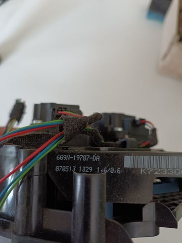 LR001066 LAND ROVER купить в Ужгород