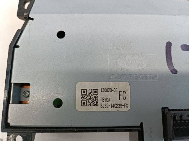 LAND ROVER LR028196 в наличии Черновцы