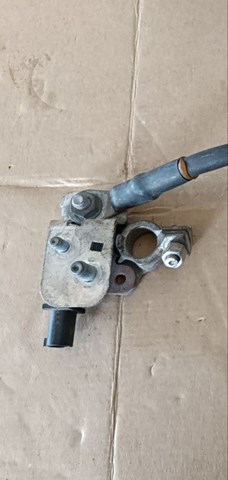 Кабель массы аккумулятора (АКБ) LR038721 LAND ROVER