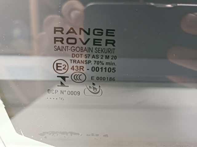 LAND ROVER LR044525 Стекло двери передней правой в наличии Полтава