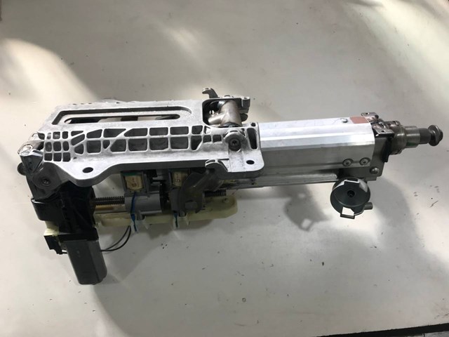 QMB501180 LAND ROVER Рулевая колонка купить в Павлоград
