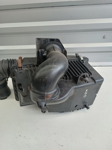 R2AA13320 MAZDA Корпус воздушного фильтра купить в Сумы