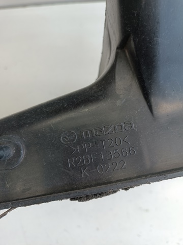 R2BF13566 MAZDA Воздуховод (дефлектор) радиатора интеркуллера купить в Ужгород