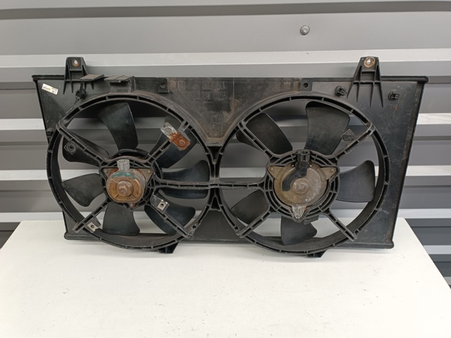 MAZDA RF5D15025 Диффузор вентилятора в сборе с мотором и крыльчаткой в наличии Кривой Рог