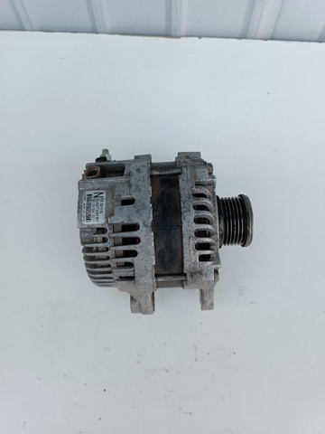 Генератор автомобильный SH1N18300 MAZDA