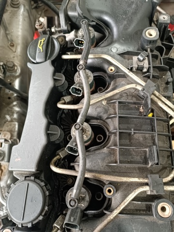 Топливные форсунки Y60613H50 MAZDA