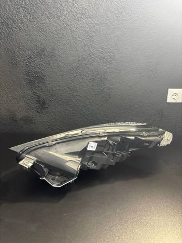 107737200L TESLA Правая фара купить в Тернополь