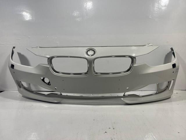 Бампер передний в сборе 51117293093 BMW