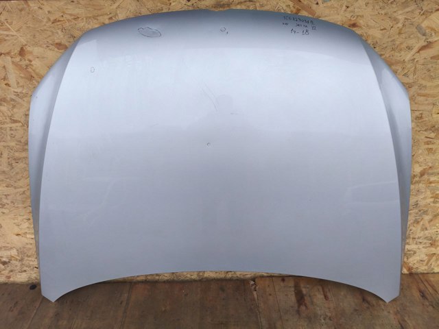 Капот двигателя Volkswagen Jetta 6