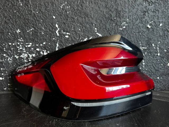 Стоп задний 63218493811 BMW