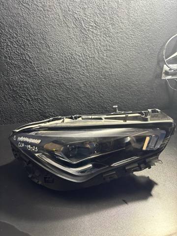 Вставка фары правой A1189063200 MERCEDES