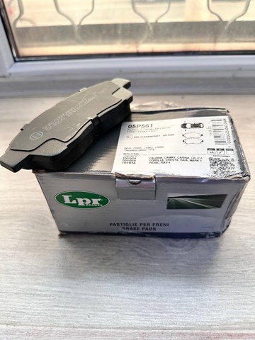 05P561 LPR Передние тормозные колодки купить в Чернигов