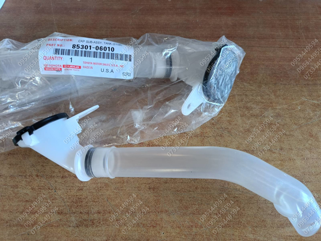 8530106010 TOYOTA Горловина бачка омывателя купить в Ужгород