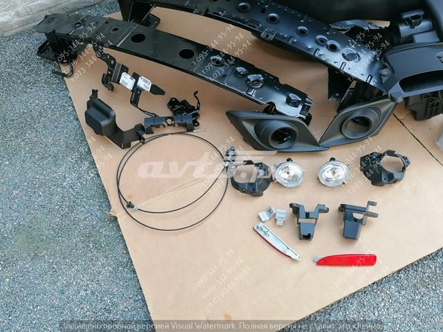 MAZDA BHN150101 Заглушка бампера буксировочного крюка передняя правая в наличии Украина