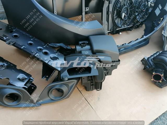 MAZDA BHN150101 Заглушка бампера буксировочного крюка передняя правая в наличии Сумы