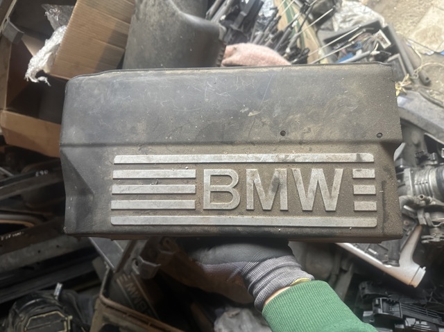 BMW 11127530743 Крышка мотора декоративная в наличии Харьков