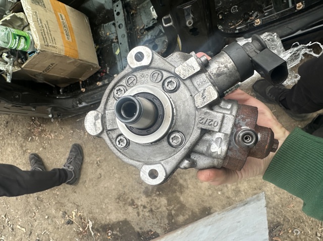 13518597819 BMW Насос топливный высокого давления (ТНВД) купить в Полтава