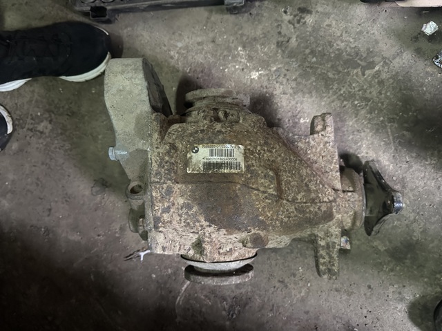 BMW 33107566225 Редуктор задний в наличии Запорожье