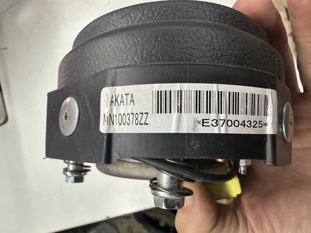 MITSUBISHI MN100378ZZ в наличии Ирпень