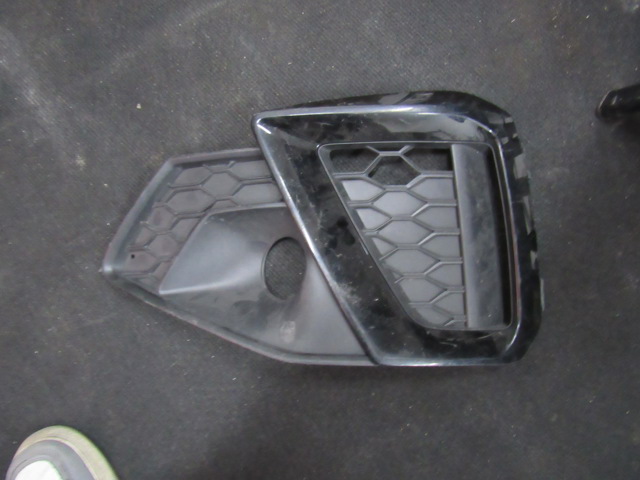 8W0807681AM VAG купить в Каменское