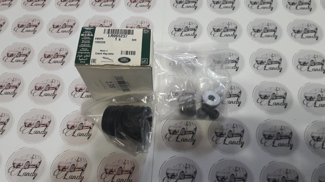 Заглушка пола LR065237 LAND ROVER