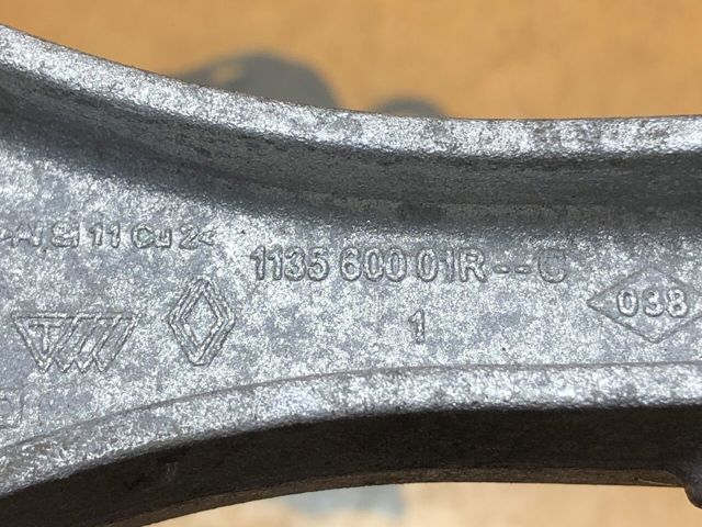 113560001R RENAULT Подушка (опора) двигателя правая верхняя купить в Украина