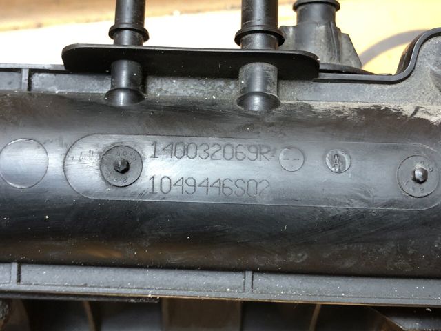 RENAULT 140032069R Коллектор впускной в наличии Киев