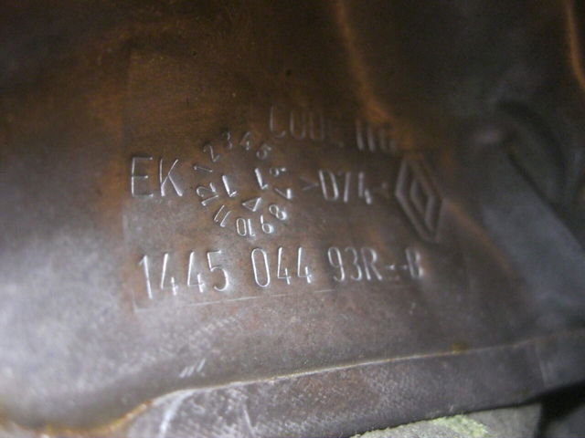144504493R RENAULT Защита (тепловой экран) выпускного коллектора купить в Ужгород