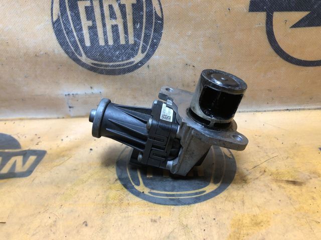 147105308R RENAULT Клапан EGR рециркуляции газов купить в Ирпень