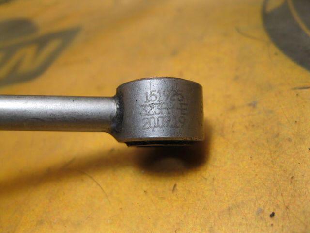 151925323R RENAULT Трубка (шланг) подачи масла к турбине купить в Харьков