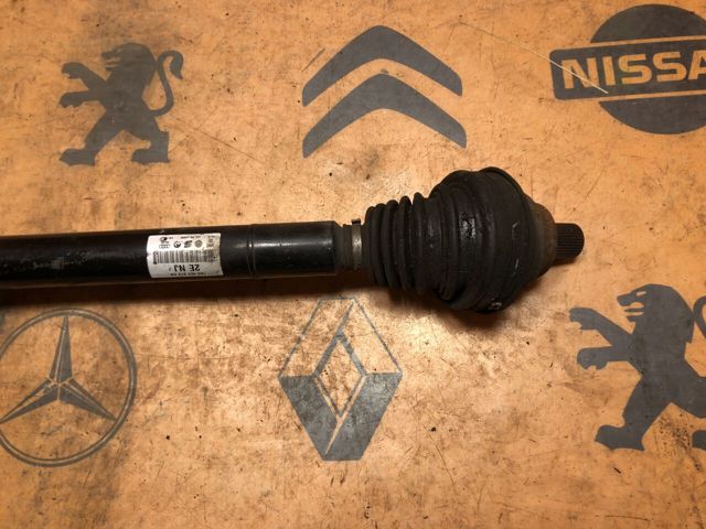 VAG 1K0407272 Правая полуось в наличии Черновцы