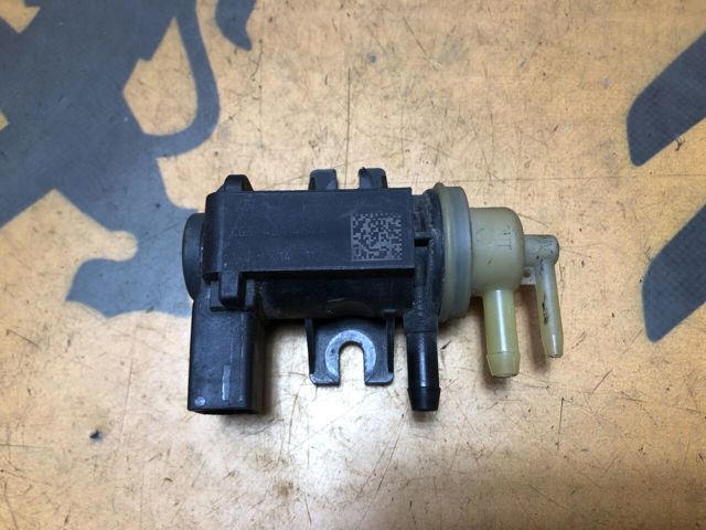 Клапан соленоид регулирования заслонки EGR 1K0906627 VAG