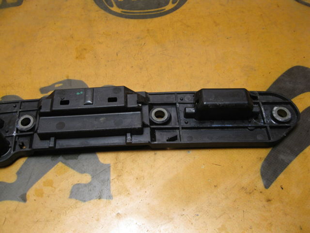 Ручка крышки багажника/3-й/(5-й) двери, наружная 1T0827574C VAG