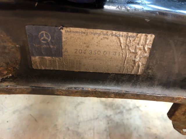 MERCEDES 2043520206 Подрамник задний в наличии Черновцы