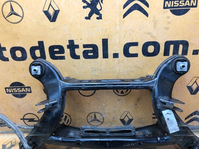MERCEDES 2043520206 Подрамник задний в наличии Харьков