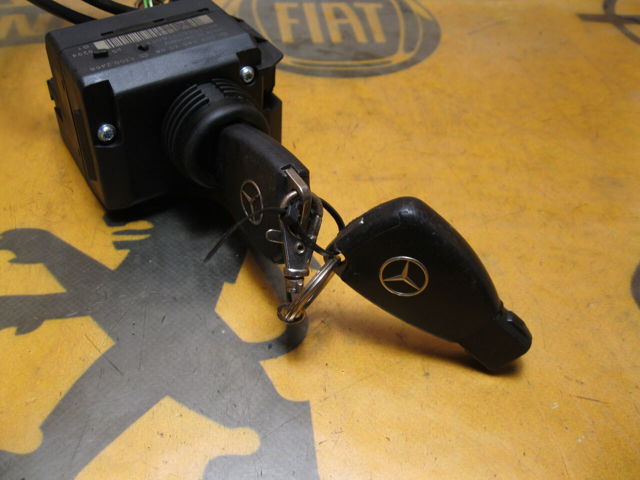 MERCEDES 2095452008 Замок зажигания в наличии Днепр