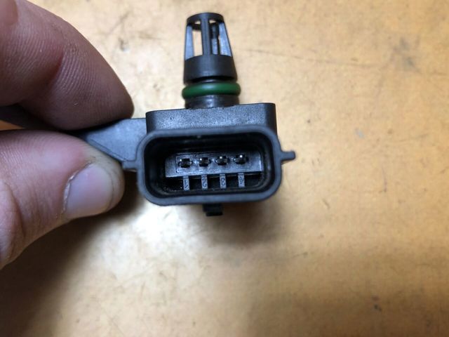 RENAULT 223657458R Датчик давления наддува в наличии Ужгород