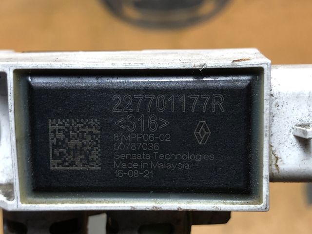 227701177R RENAULT Датчик давления выхлопных газов купить в Ужгород