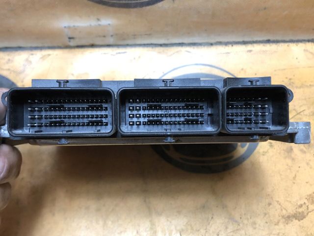 237100718R RENAULT Модуль управления (ЭБУ) двигателем купить в Киев