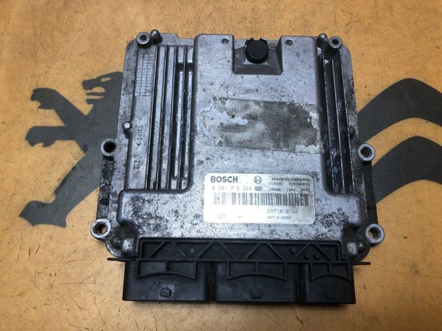 Мозги двигателя 237101074R RENAULT
