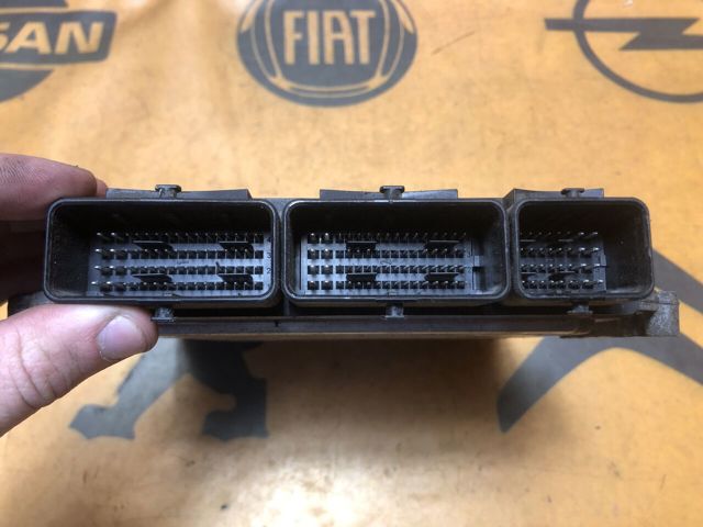 237101074R RENAULT Блок управления двигателем купить в Черкассы
