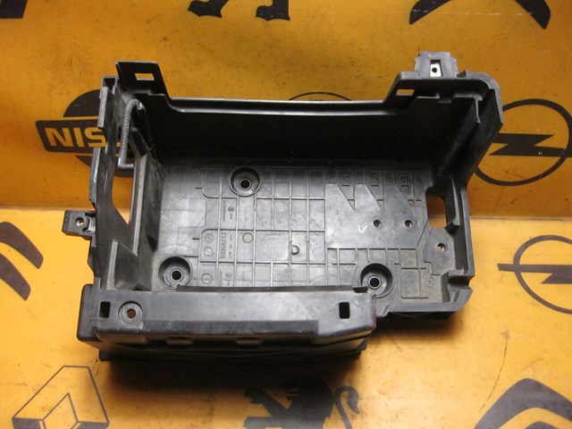 RENAULT 244460001R Полка под аккумулятор в наличии Запорожье