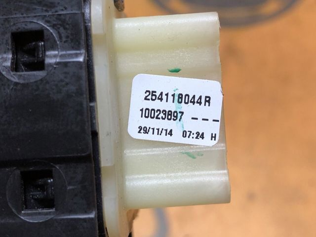 RENAULT 254118044R Кнопочный блок управления стеклоподъемником передний левый в наличии Черкассы