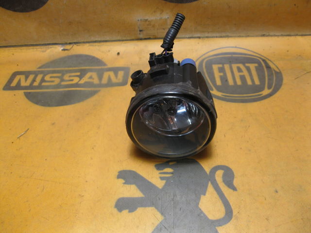 Фары противотуманные 261508990B NISSAN