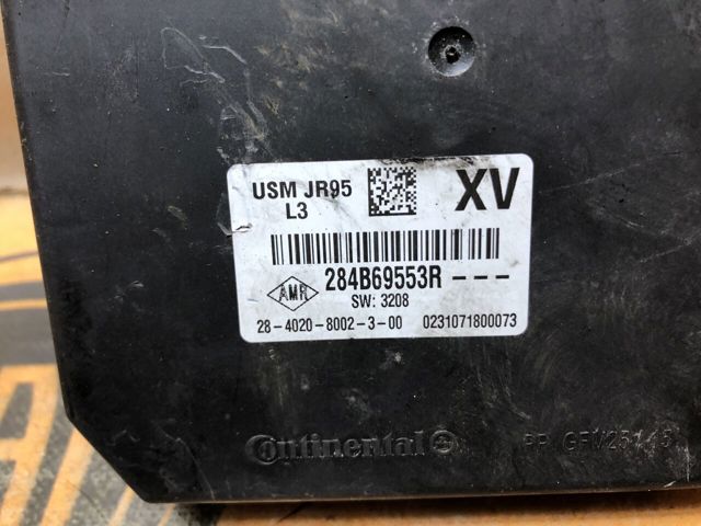 RENAULT 284B69553R Блок предохранителей в наличии Ирпень