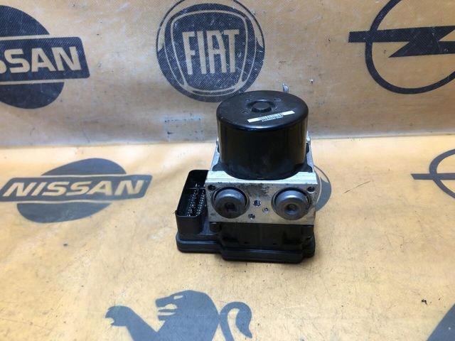 Блок управления АБС  476601563R RENAULT