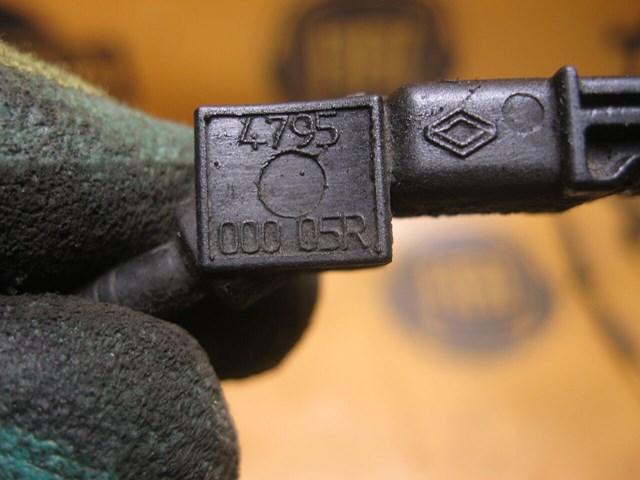 Датчик АБС (ABS) задний 479500005R RENAULT