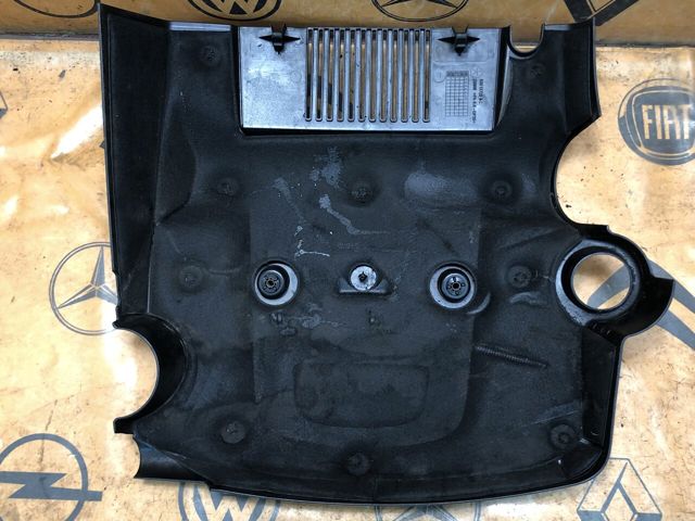 CHRYSLER 53013728AC Крышка двигателя в наличии Харьков