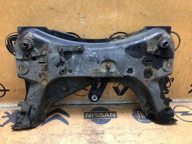 Поперечина передней подвески 544009U000 NISSAN
